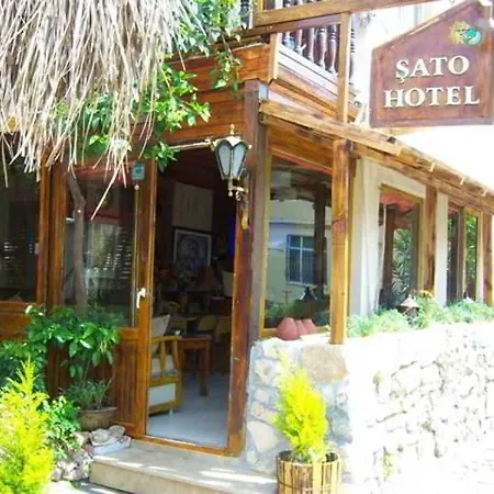 Sato Hotel Side